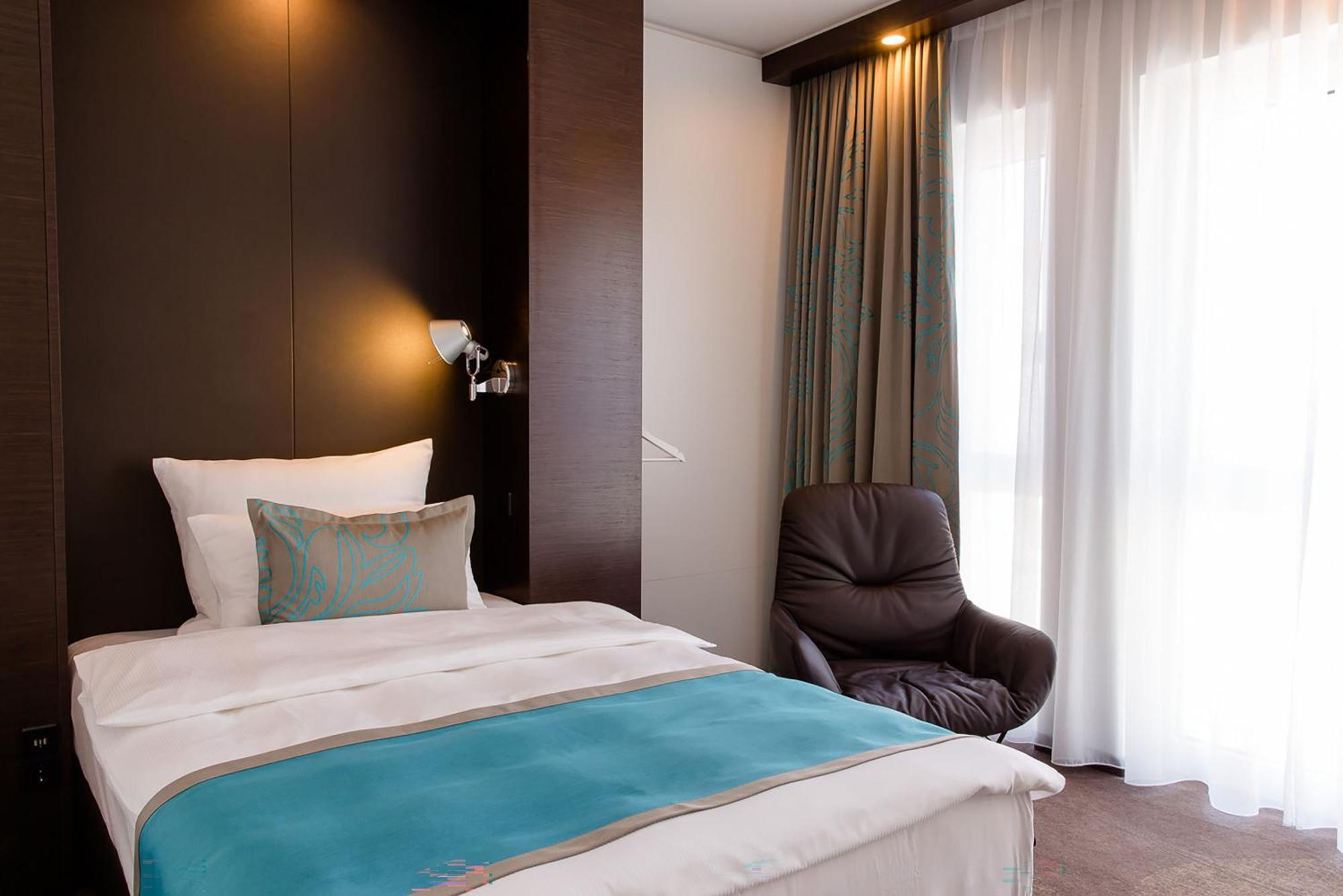 Motel One Stuttgart-Bad Cannstatt Esterno foto
