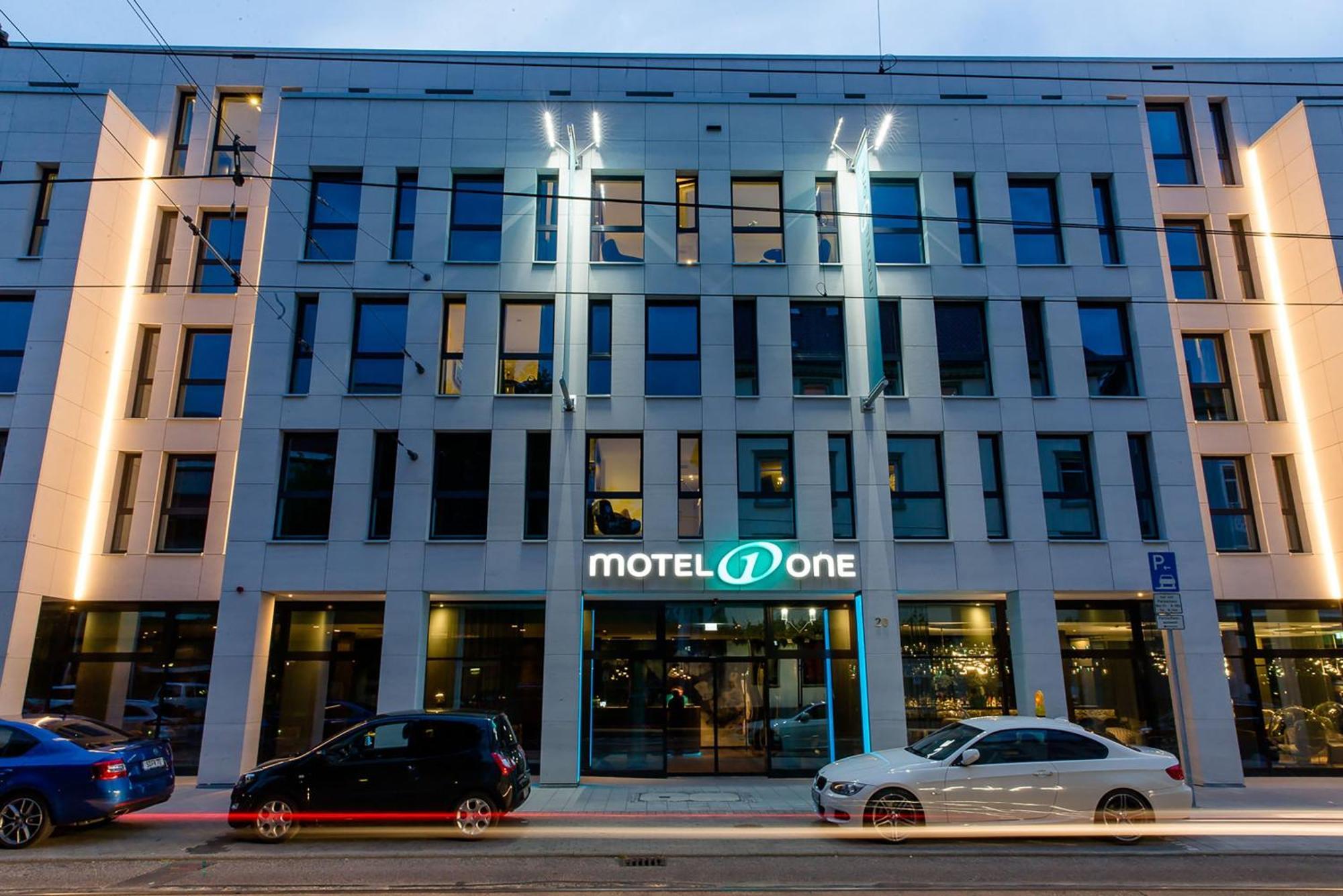Motel One Stuttgart-Bad Cannstatt Esterno foto