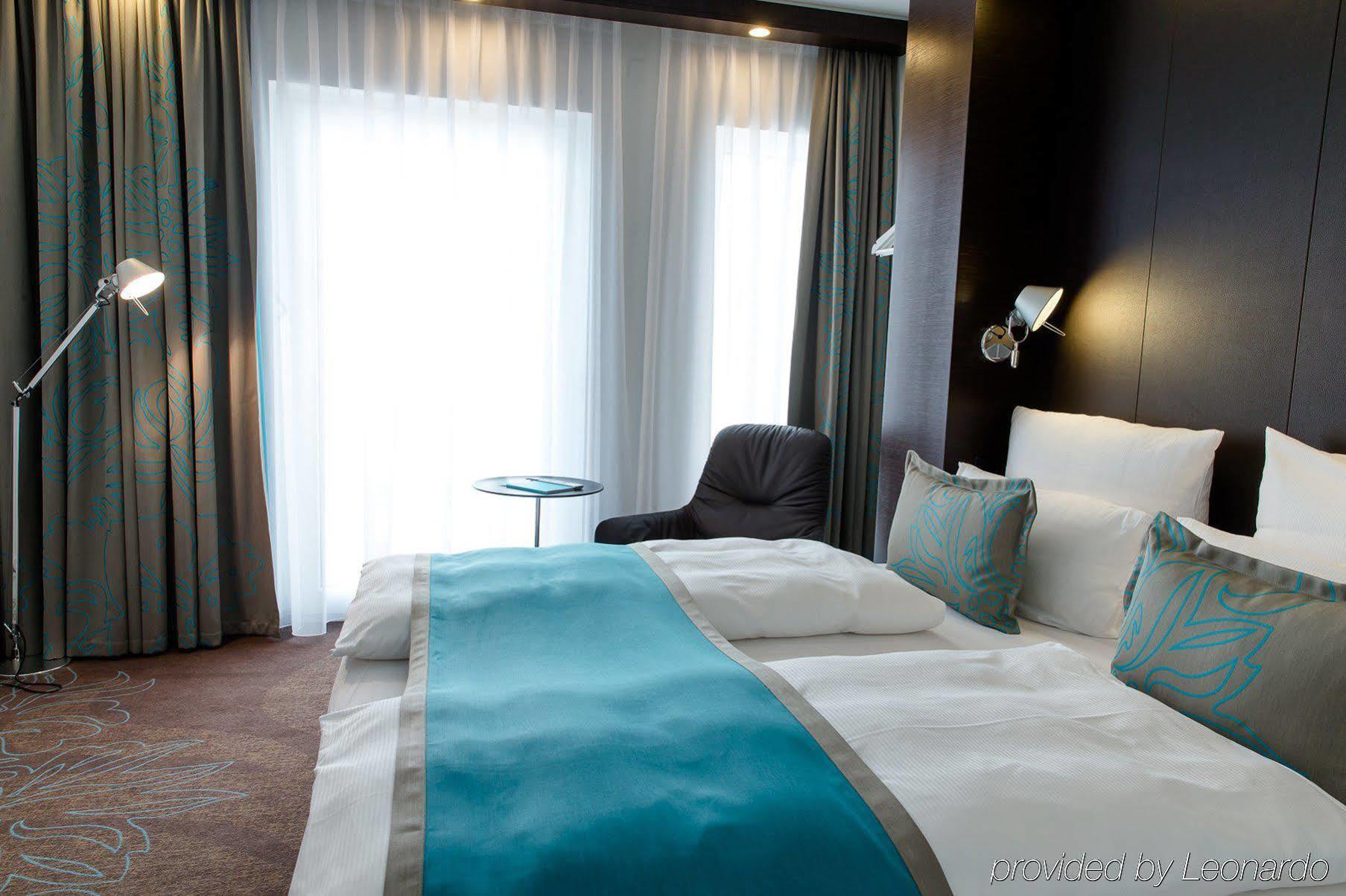 Motel One Stuttgart-Bad Cannstatt Esterno foto